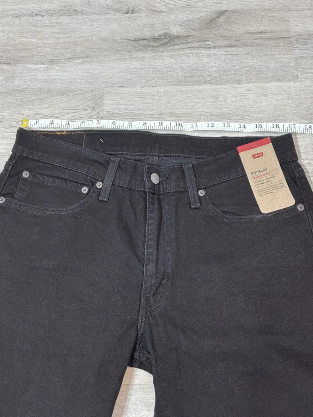 NWT Levi’s Black 511 Slim Stretch Jeans Size 34 x 32